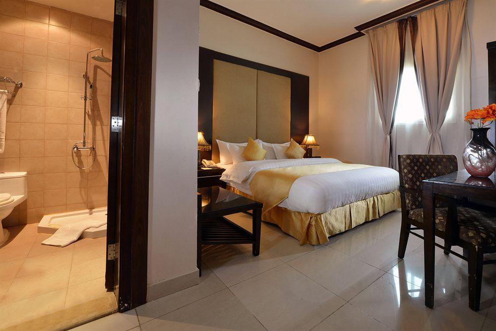 Boudl Buraydah Aparthotel Exterior photo